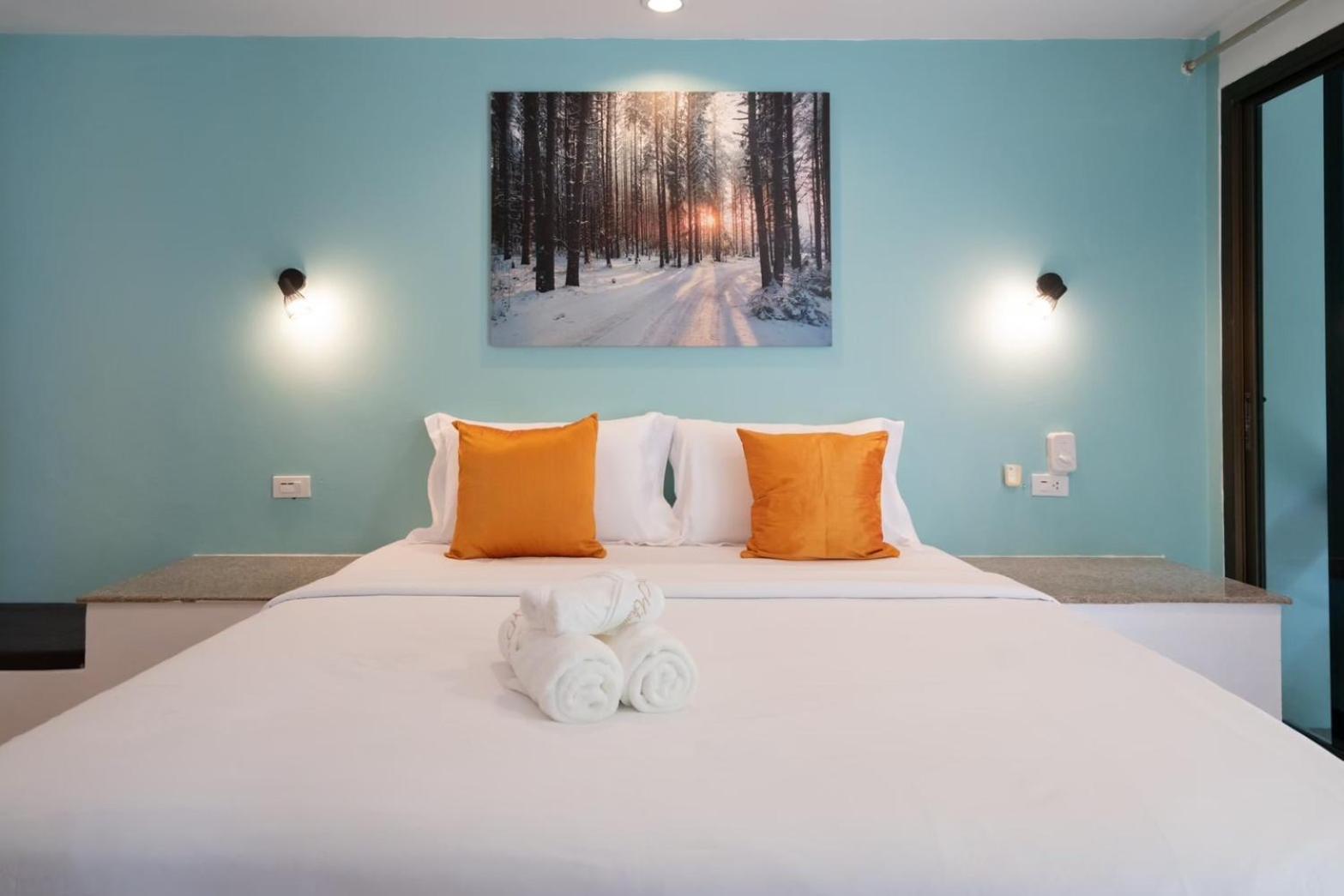 Tri's Miracle Side Aparthotel